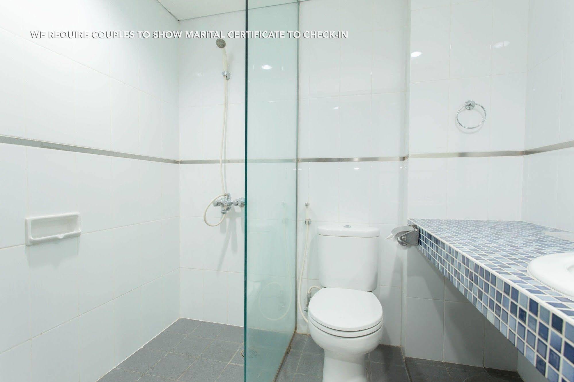 Zen Premium Menteng Syariah Джакарта Экстерьер фото