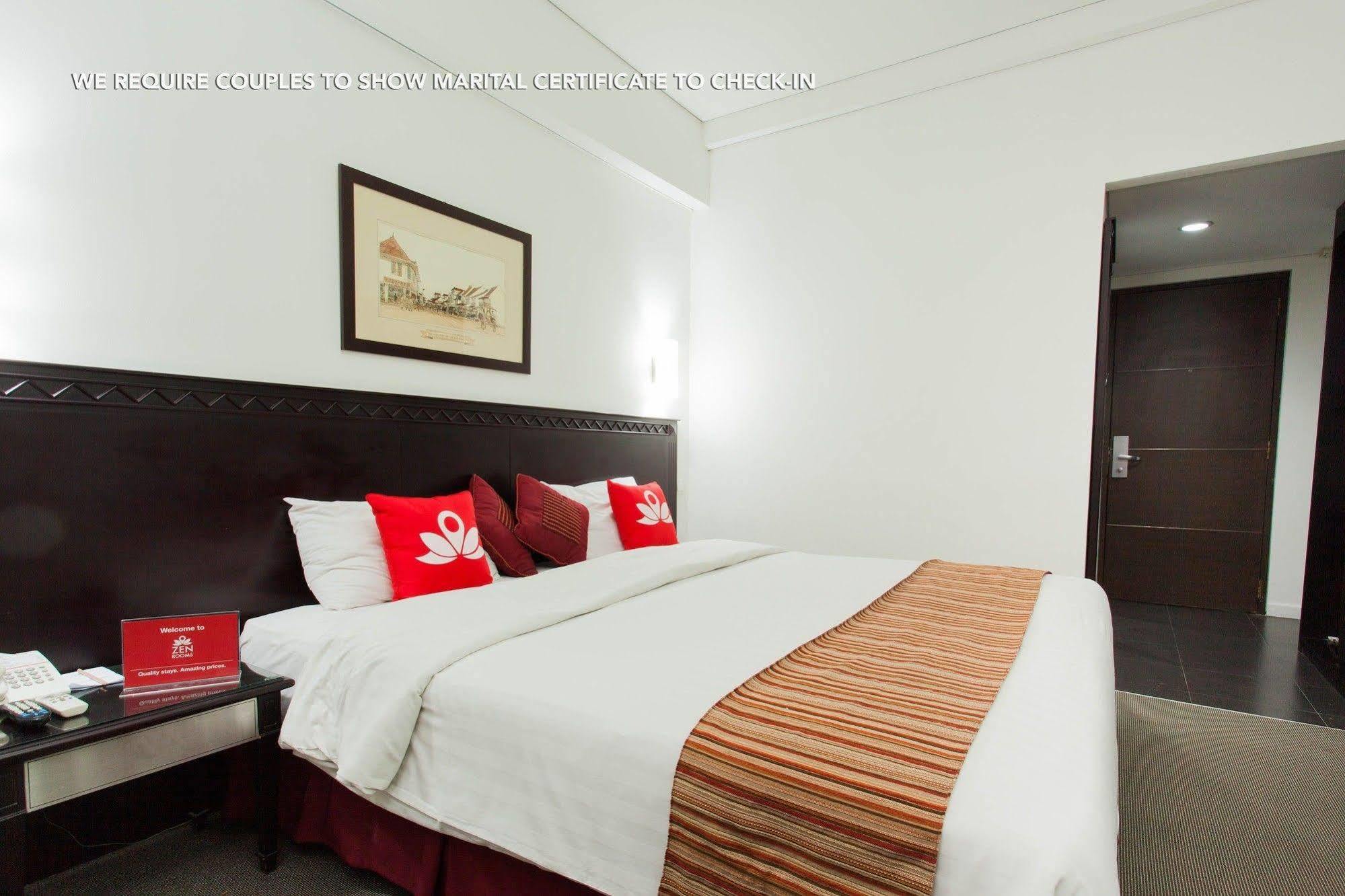 Zen Premium Menteng Syariah Джакарта Экстерьер фото